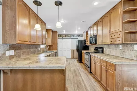 55 Surrey, Reno, NV 89521 photo 8