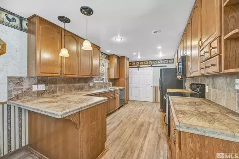 55 Surrey, Reno, NV 89521 photo 7