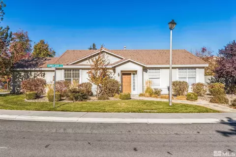 10486 Summershade Ln, Reno, NV 89521 photo 5