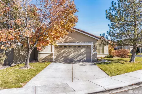 10486 Summershade Ln, Reno, NV 89521 photo 4