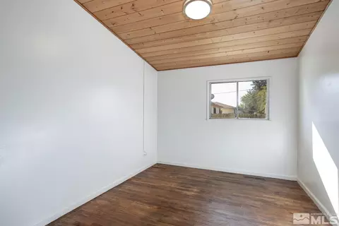525 W B St, Fallon, NV 89406 photo 8