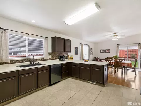 18149 Cherryleaf Ct, Reno, NV 89508 photo 12