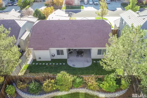 10421 Silver Rush Ct, Reno, NV 89521 photo 3