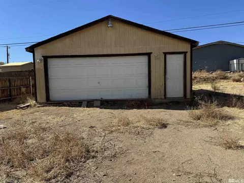 5615 Shilling, Sun Valley, NV 89433