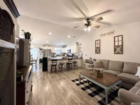 1229 Deerfield Dr, Fallon, NV 89406 photo 3