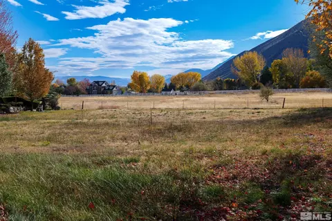 275 Genoa Highlands Cir, Genoa, NV 89411