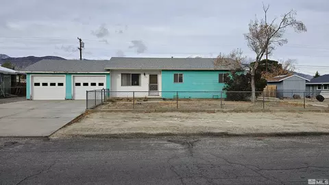 859 K St, Hawthorne, NV 89415