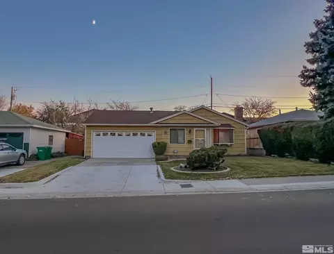 990 Stewart St, Reno, NV 89502