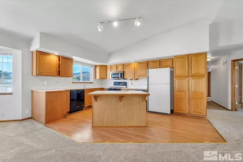 155 Andrew Ln, Reno, NV 89521 photo 6