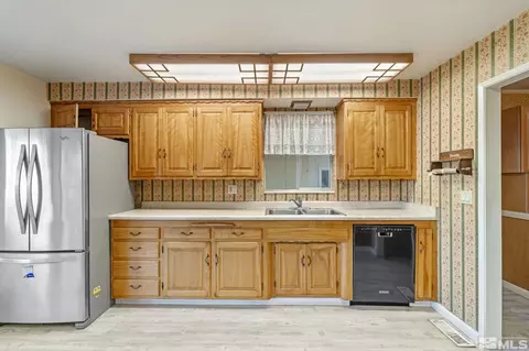 1631 Eli Dr, Reno, NV 89511 photo 14