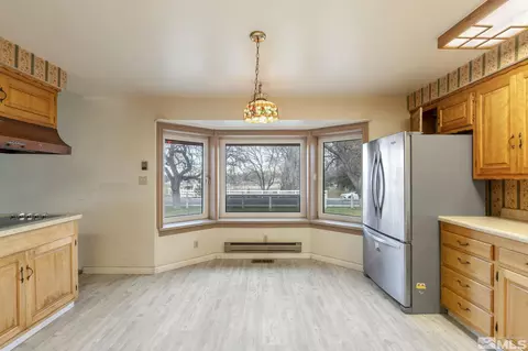 1631 Eli Dr, Reno, NV 89511 photo 11