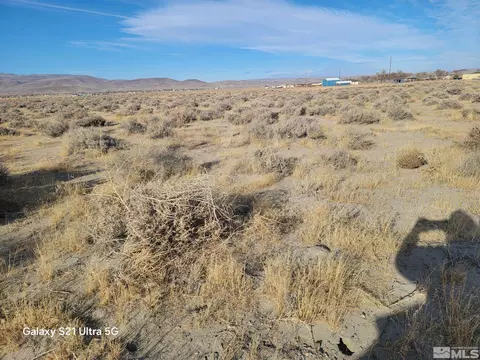 1125 W Green Ave, Silver Springs, NV 89429