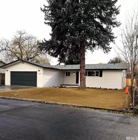 1377 Toiyabe Ave, Gardnerville, NV 89410