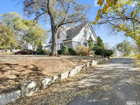 2528 Comstock Dr, Reno, NV 89512