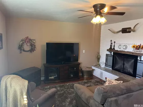 Living - 3205 St Clair Rd, Fallon, NV 89406 photo 2 of 4