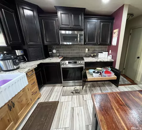 Kitchen - 3205 St Clair Rd, Fallon, NV 89406 photo 3 of 4