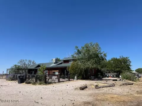 3860 Edwards Ln, Fallon, NV 89406 photo 2