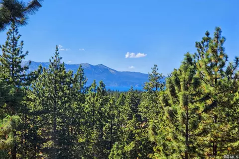 46 Chalet Ct, Stateline, NV 89449