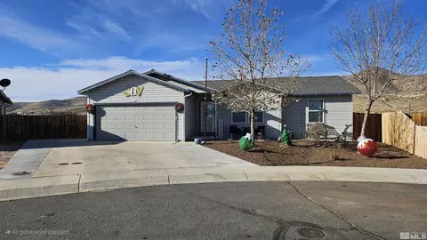11 Gulch Ct, Dayton, NV 89403