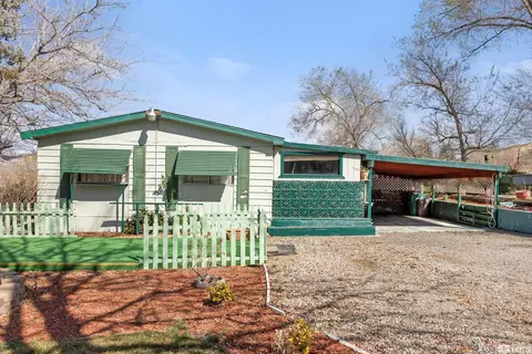 565 E 1st, Sun Valley, NV 89433