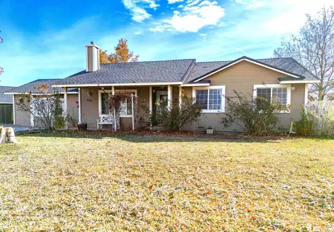 437 Crimson Rd, Fernley, NV 89408