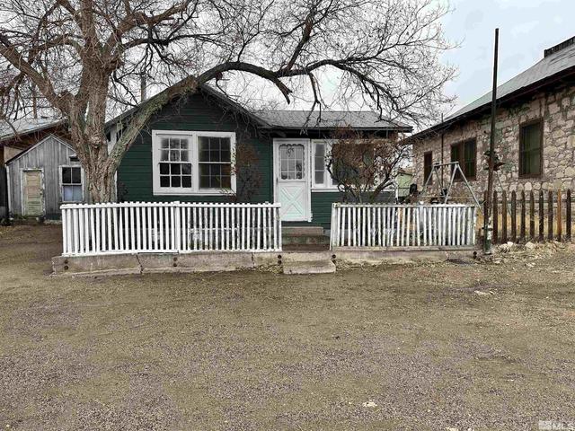 251 S Prospect St, Tonopah, NV 89049