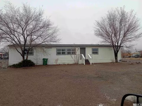 3711 Citrus St, Silver Springs, NV 89429