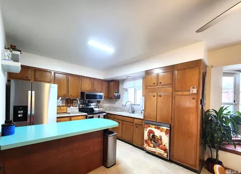 2025 Golf Dr, Elko, NV 89801 photo 8