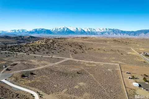1421 Hunters Pt, Gardnerville, NV 89410