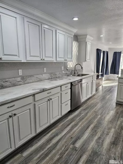 280 Taurus Cir, Reno, NV 89521 photo 5
