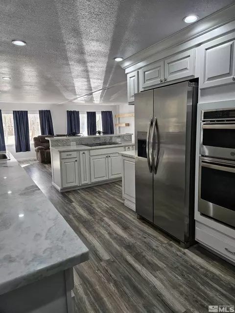 280 Taurus Cir, Reno, NV 89521 photo 3