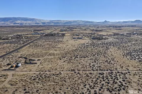 2405 E 10th St, Silver Springs, NV 89429