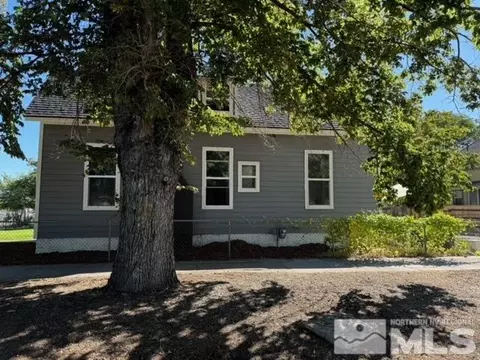 606 E 7th St, Reno, NV 89512 photo 2