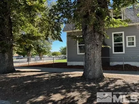 606 E 7th St, Reno, NV 89512 photo 3