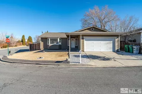 8590 Sirius Ct, Reno, NV 89506