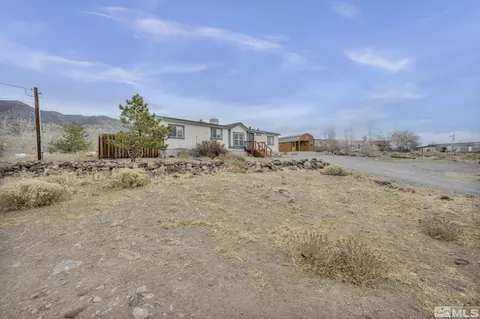 153 Territory Rd, Dayton, NV 89403