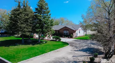 2521 E Valley Rd, Minden, NV 89423