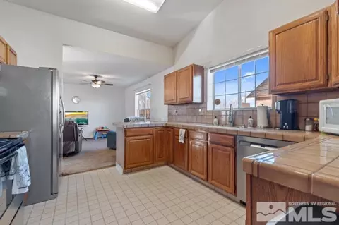 2521 E Valley Rd, Minden, NV 89423 photo 3
