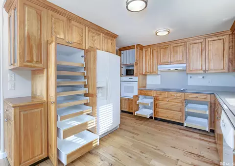 867 N Taylor St, Fallon, NV 89406 photo 6