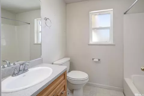 867 N Taylor St, Fallon, NV 89406 photo 9