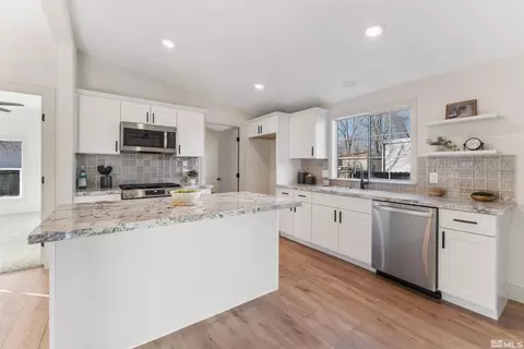 2104 Columbia Way, Carson City, NV 89706