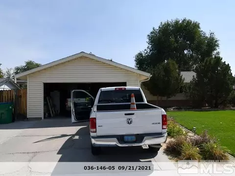 1858 Rizzo Dr, Sparks, NV 89434