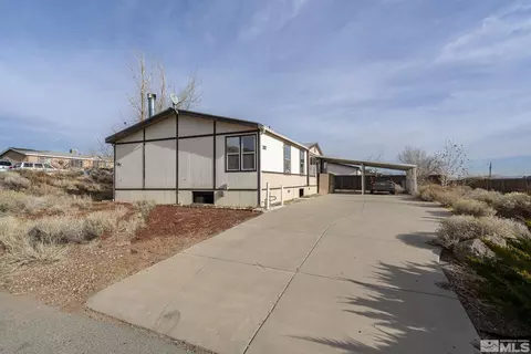 287 Sprucewood Dr, Sun Valley, NV 89433