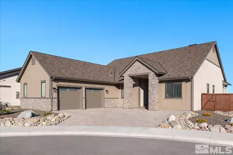 3289 Red Leaf Ct, Carson City, NV 89703