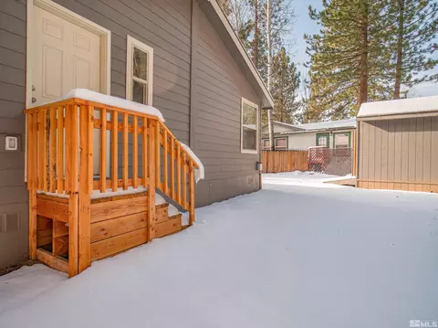 216 Ponderosa Dr, Stateline, NV 89449