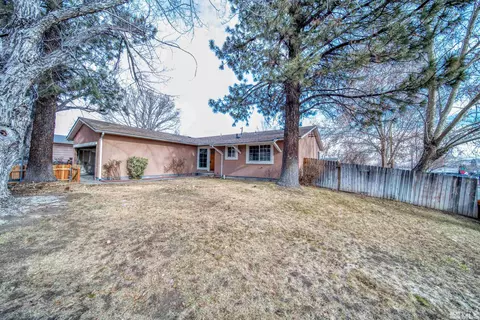 3400 Dawn Cir, Sparks, NV 89431