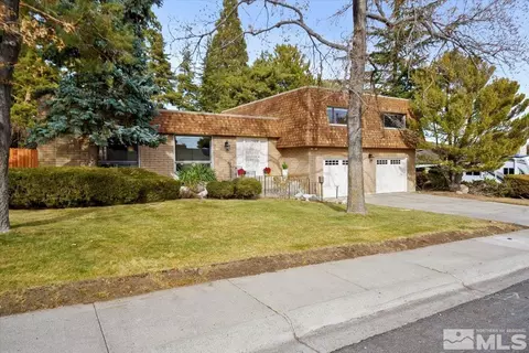 2625 Pioneer Dr, Reno, NV 89509
