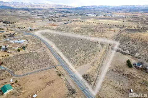 1725 Fish Springs Rd, Gardnerville, NV 89410