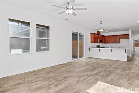 920 Agate Way, Fernley, NV 89408 photo 11