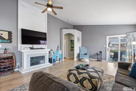 2091 Brittany Meadows Dr, Reno, NV 89521 photo 3